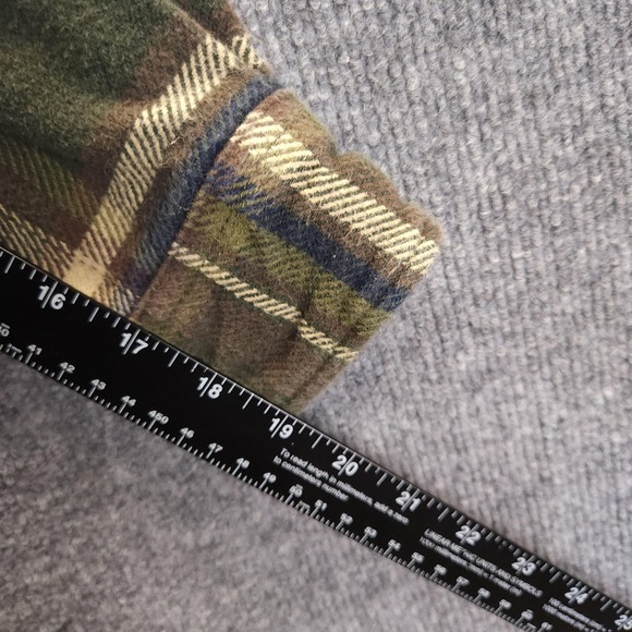 Orvis Shirt Mens Small Green Plaid Flannel Button Front Pockets Hiking Outdoors - Picture 7 of 13
